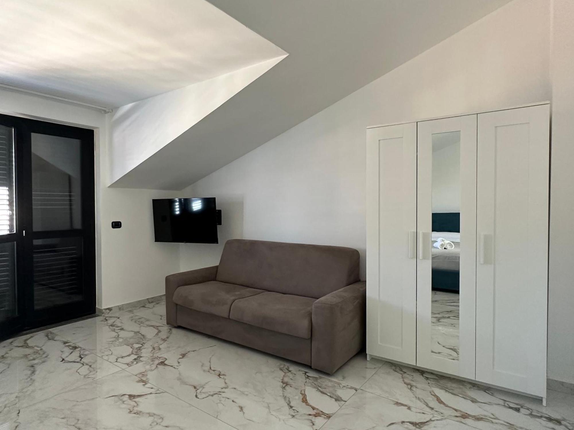 Hotel Alba Exclusive Place Bianco Esterno foto